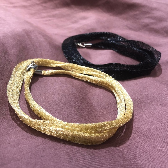 Black and Gold Moldable Jewelry - Picture 1 of 7